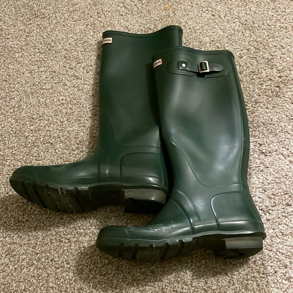 Green Hunter Rain Boots READ DESCRIPTION